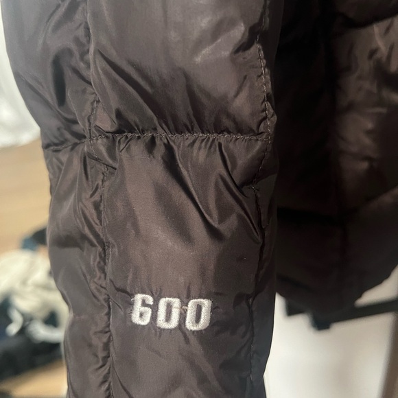 The North Face women’s brown Insulated Puffer Jacket - Picture 5 of 5